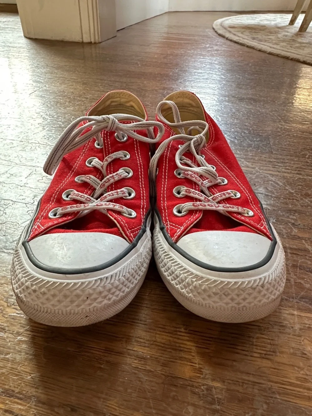Converse Red Low-Top Canvas Sneakers with White Accents. Unisex - Picture 7 of 12